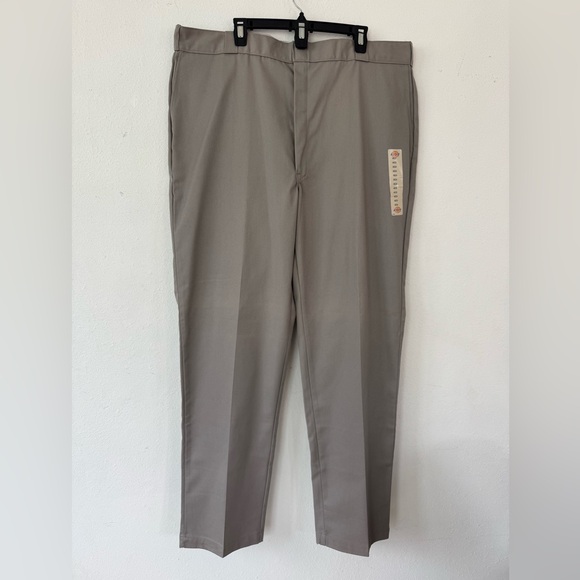 Dickies 874 Men's Work Gray Pants Durable Front Zipper Stain Release Size 44x 34 - Picture 1 of 11